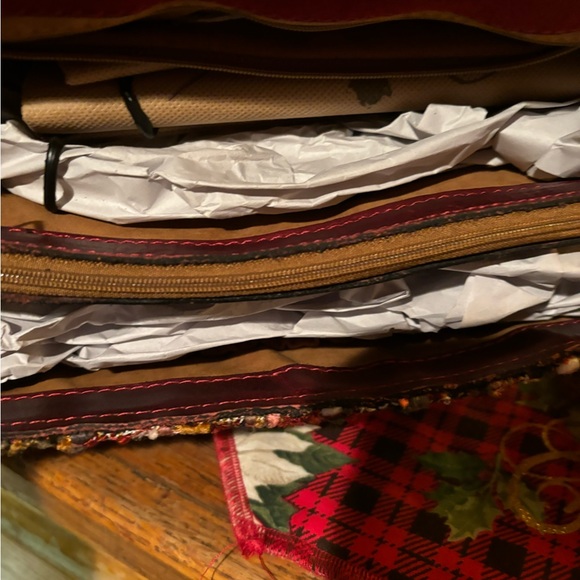 Patricia Nash Satchel/Crossbody Strap Included - Picture 11 of 11